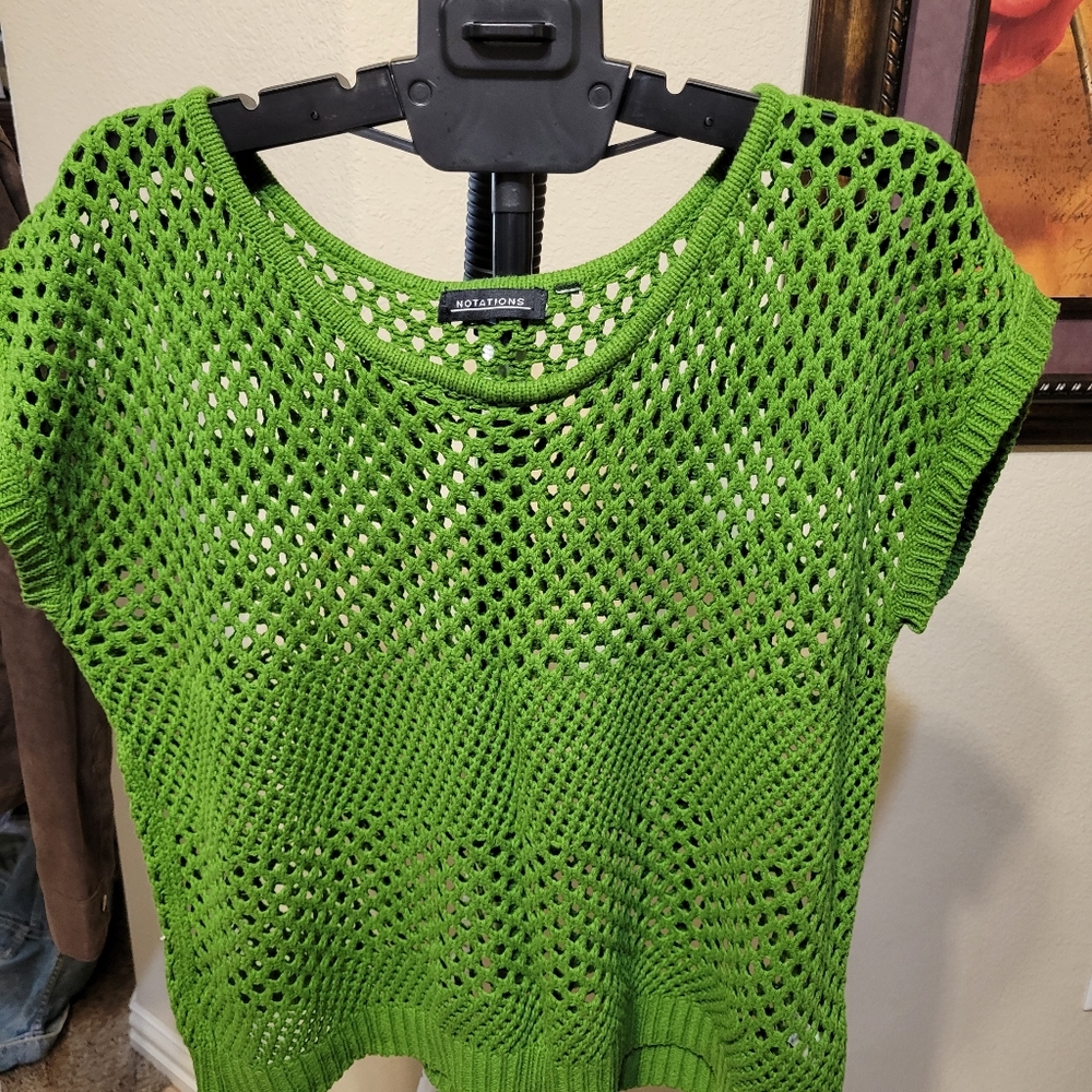 Pullover Top
